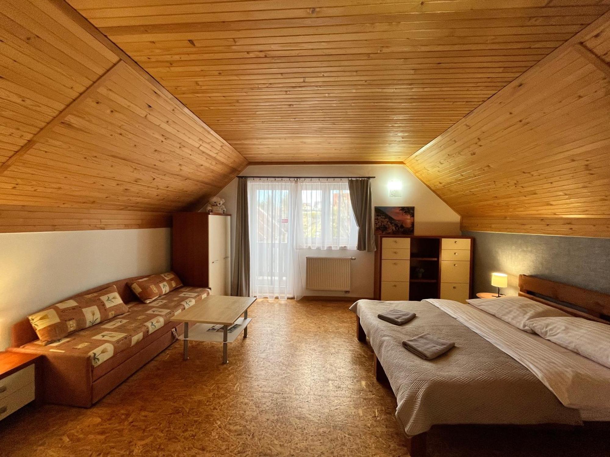 Penzion Ruzbasky Stará Lesná Kamer foto